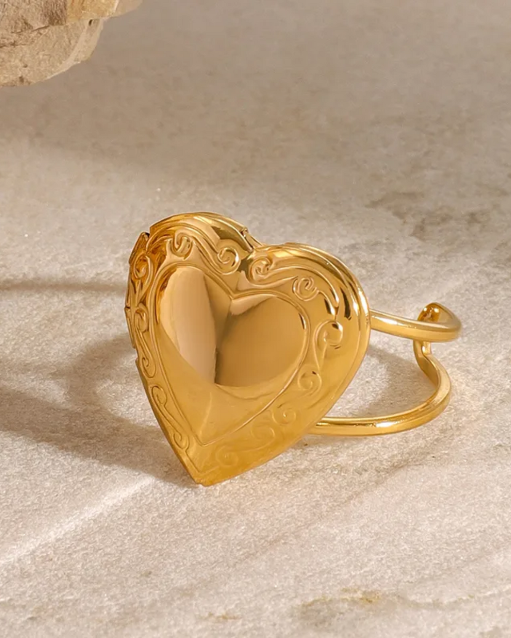 Foto-geëtste reliekschrijnketting