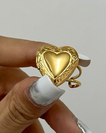 ANILLO RELICARIO CORAZÓN