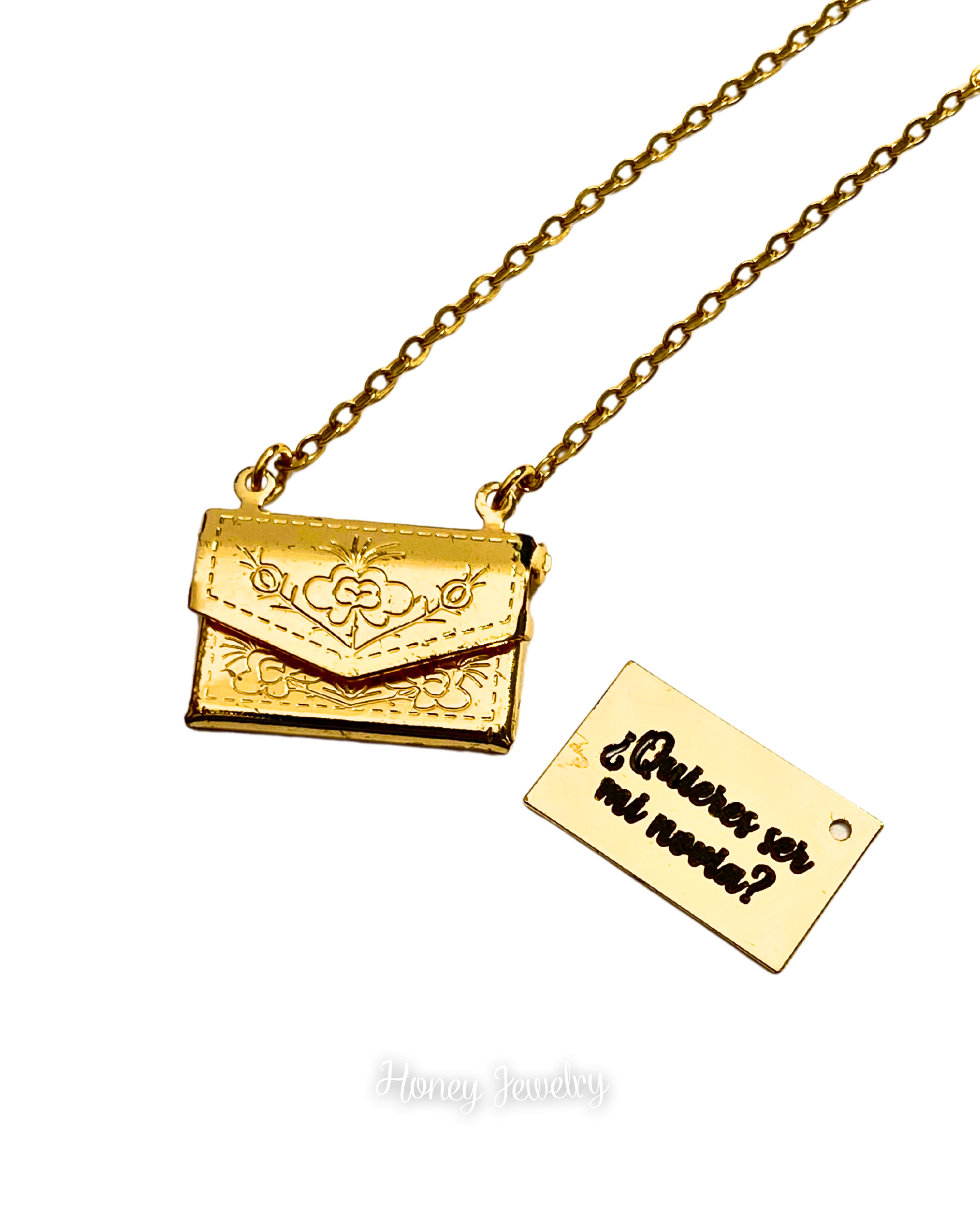 COLLAR CARTA DE AMOR CON RELIEVE