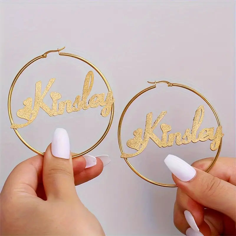 ARETES HOOPS CON NOMBRE Y CORAZONES