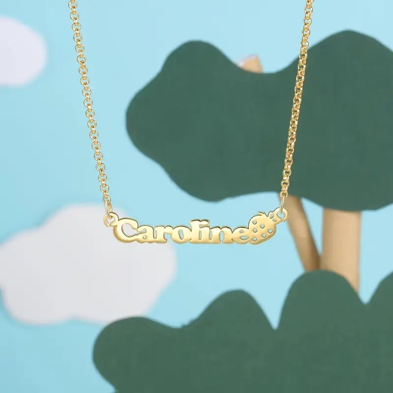 COLLAR CON NOMBRE CLÁSICO CON FRESITA