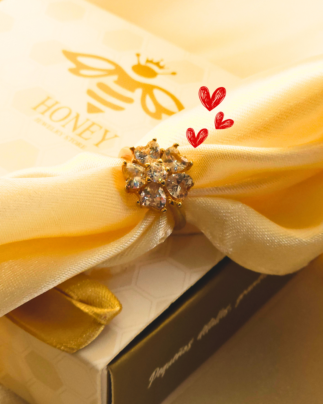 ANILLO FLOR CON CIRCONES  - ULTIMA TALLA 5