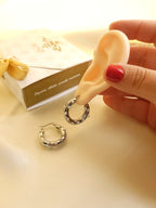 Oorbellen met miniparels