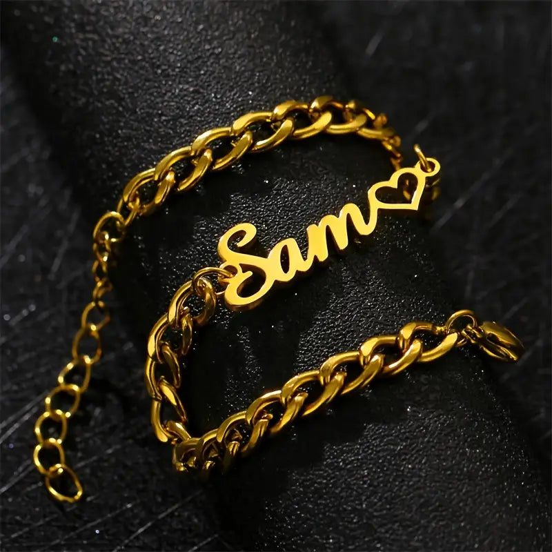 PULSERA CADENA GRUESA CON NOMBRE Y CORAZON