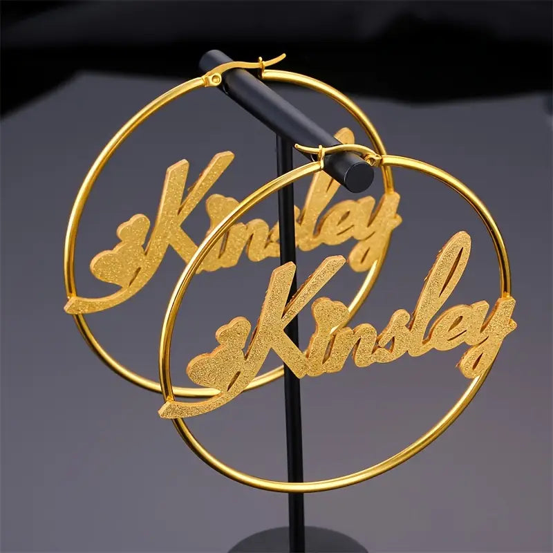 ARETES HOOPS CON NOMBRE Y CORAZONES