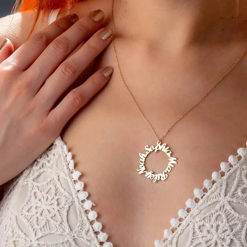 COLLAR CIRCULO CON NOMBRES