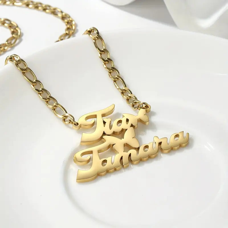 Herenketting met naam in hoofdletters en dikke ketting