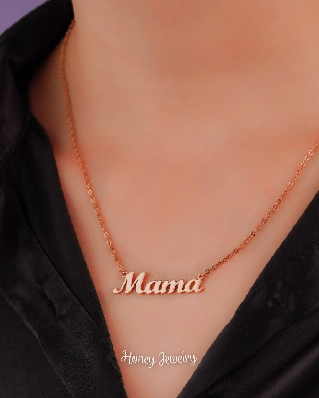 MOM Necklace