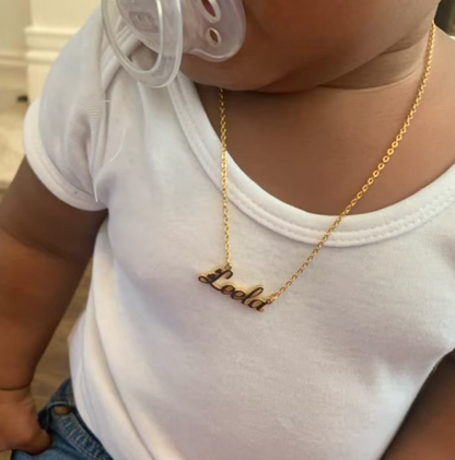 COLLAR CON NOMBRE PARA BEBÉ Y NIÑOS