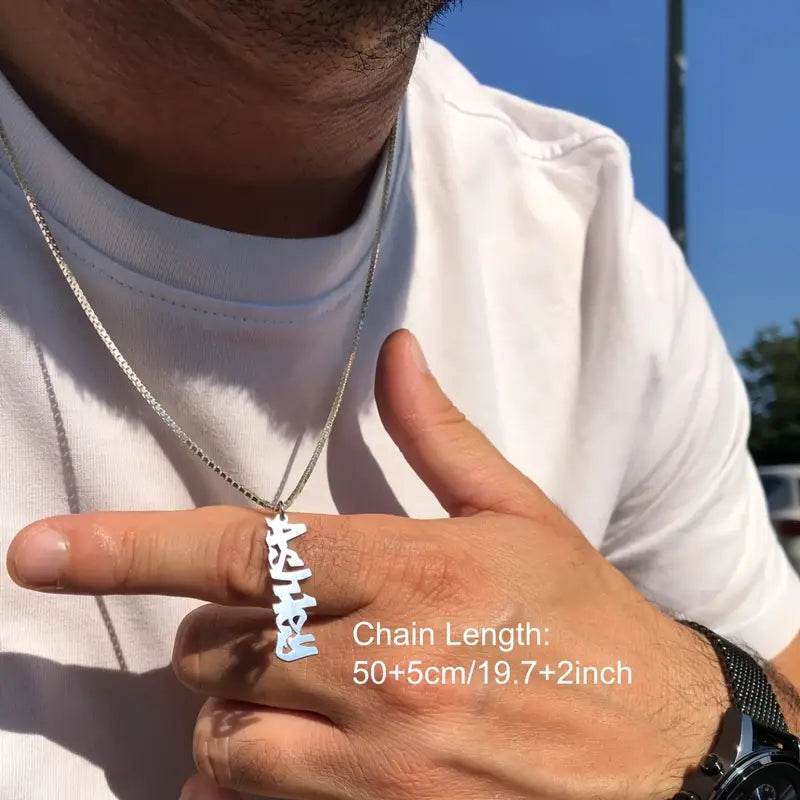 COLLAR CON NOMBRE VERTICAL