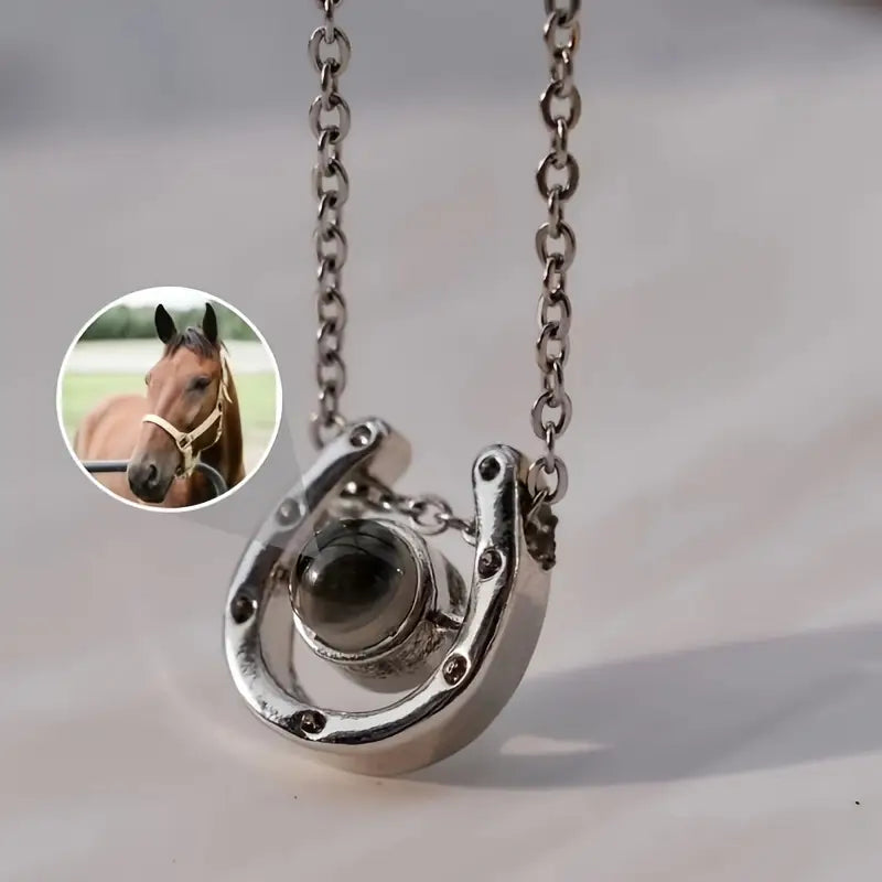 PRE ORDEN - COLLAR HERRADURA CON FOTO PROYECCION