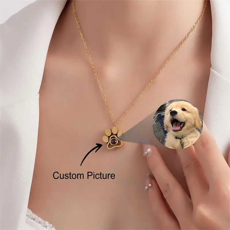 PRE ORDEN - COLLAR HUELLITA CON FOTO PROYECCION