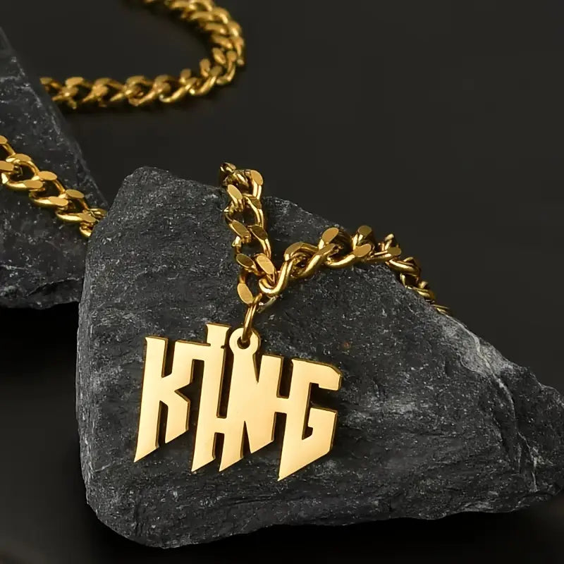 Herenketting met naam in hoofdletters en dikke ketting