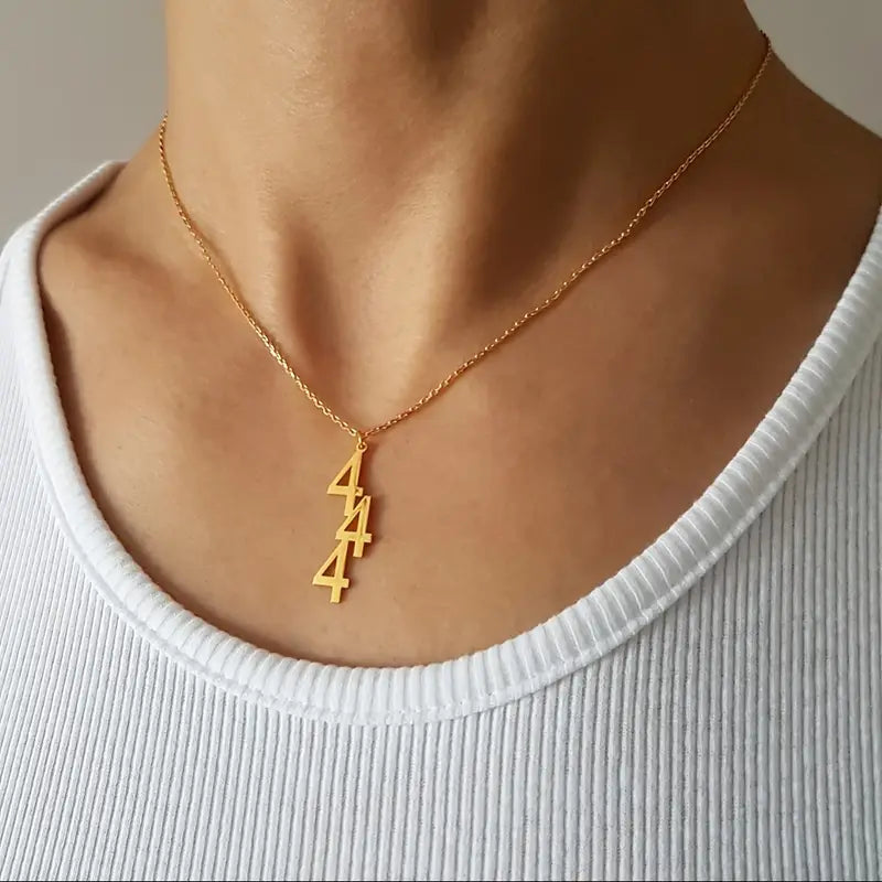 COLLAR VERTICAL CON NÚMEROS VERTICAL